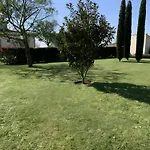 Les Hauts De L'estuaire Holiday home Boutenac-Touvent