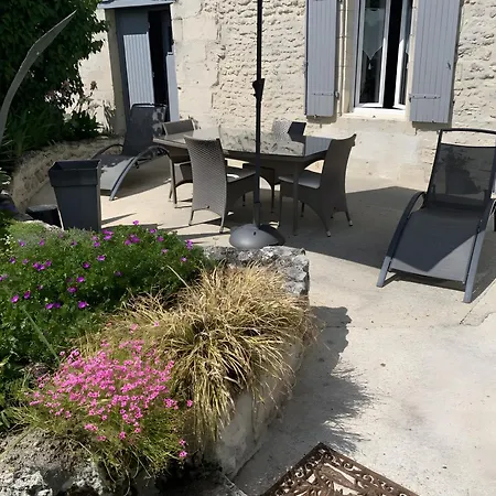 Les Hauts De L'estuaire 펜션 *