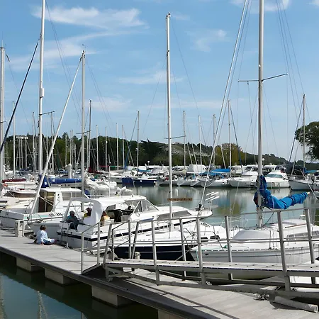 Les Hauts De L'estuaire 펜션 *