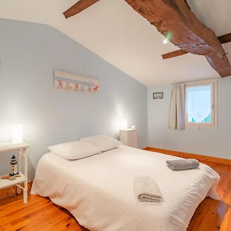 Les Hauts De L'estuaire * Boutenac-Touvent